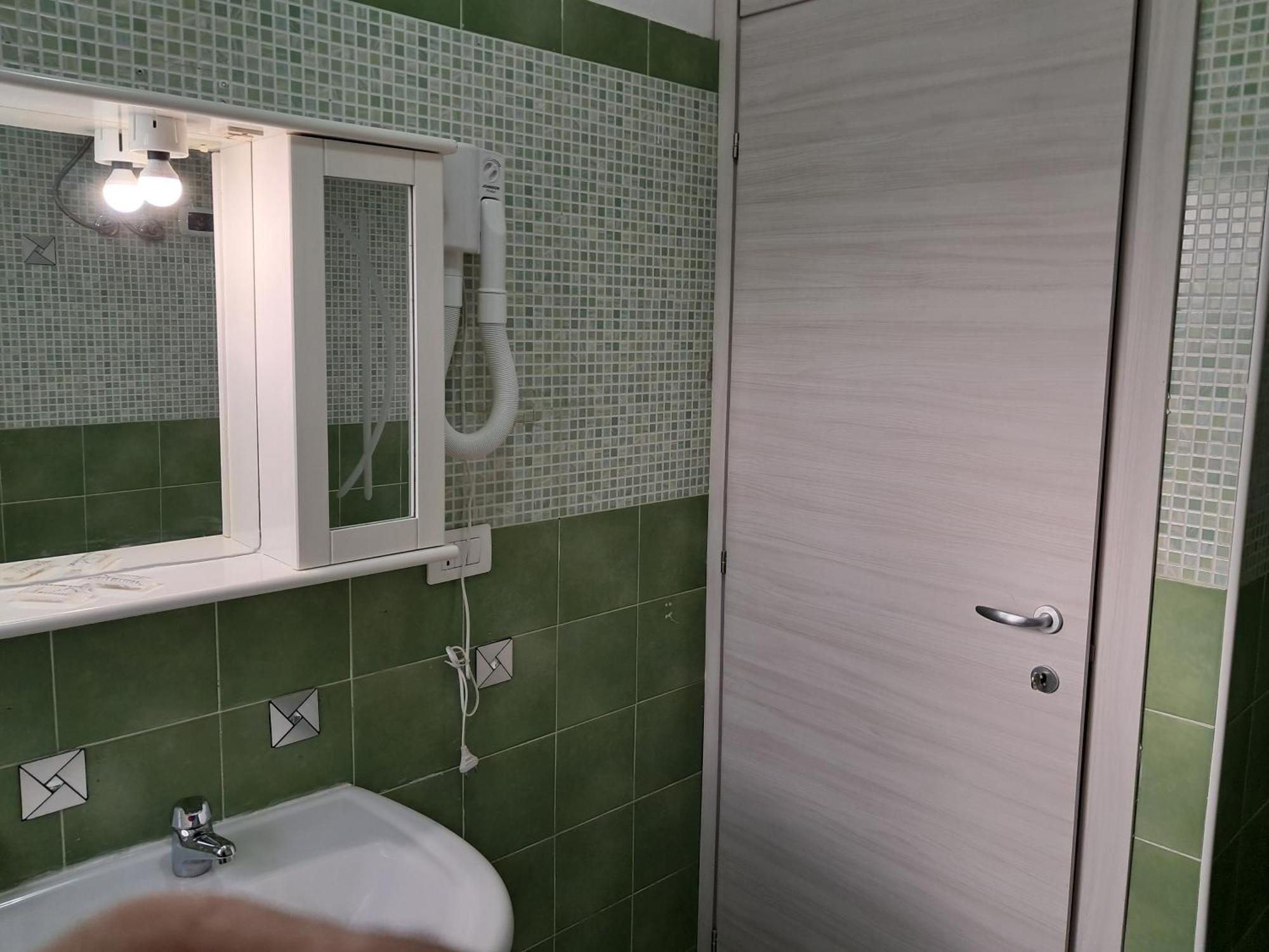 Levante Rooms Scalea Eksteriør billede